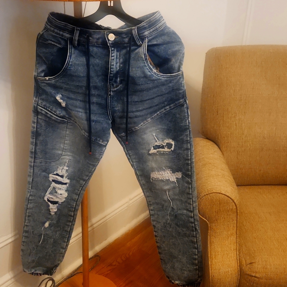 Eleven Paris Man's cargo pants